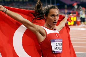 Aslı &Ccedil;akır Alptekin geri d&ouml;nd&uuml;!