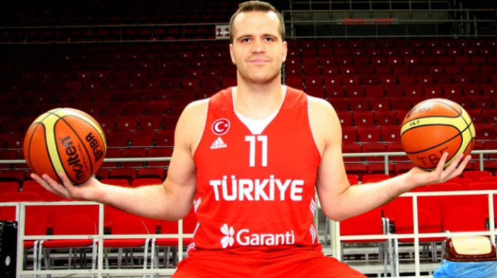 Oğuz Savaş Aslan oluyor