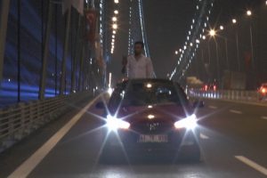 Osman Gazi K&ouml;pr&uuml;s&uuml; ara&ccedil; trafiğine a&ccedil;ıldı