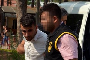 Sevgilisinin bor&ccedil;larını &ouml;demek i&ccedil;in fuhuş yapıyormuş