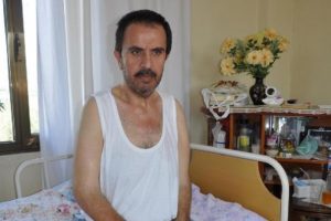 Ameliyat sonrası fel&ccedil; kaldı, GATA'da tedavi olmak istiyor