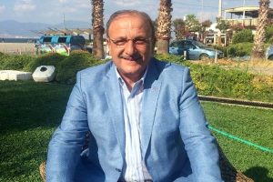 Vural: "Eşeği ka&ccedil;ırıp sonra bulduk diye seviniyorlar"