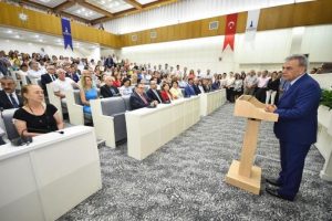 Kocaoğlu: "Doğru bildiğimiz projeleri tavizsiz uygulayacağız"