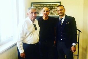 Aatıf Chahechouhe, Fenerbah&ccedil;e'nin ilk Faslı futbolcusu oldu