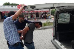 G&uuml;rc&uuml; gasp&ccedil;ılar kovalamaca sonucu yakalandı