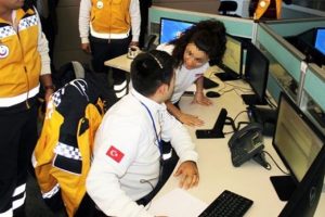 112'yi arayıp k&uuml;freden adama 19 bin lira ceza