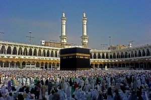 Mekke'de Kabe yakınında izdiham