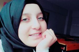 Selfie &ccedil;ekerken maganda kurşununa hedef oldu