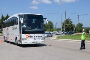 Bursa'da bayram &ouml;ncesi terminalde trafik denetlemesi