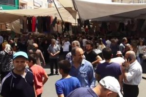 İstanbul'da AVM'lerde bomba paniği