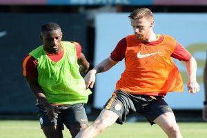 Galatasaray yeni sezon hazırlıklarını s&uuml;rd&uuml;rd&uuml;