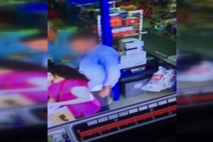 'Sticker'lı tacizci kamerada