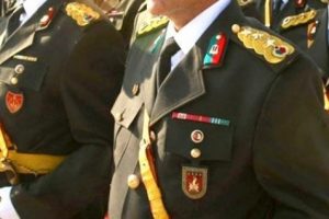 Emekli Albay eşinin cinsel i&ccedil;erikli ses kaydını internette yayınladı