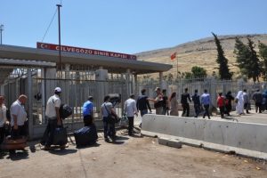 41 bin kişi Suriye'ye ge&ccedil;ti