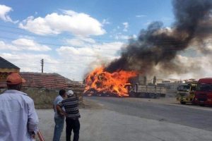 Balya y&uuml;kl&uuml; tır alev alev yandı
