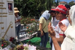 Barış Akarsu, &ouml;l&uuml;m&uuml;n&uuml;n 9. yılında anıldı