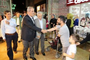 Başkan Recep Altepe Bursa'da esnafla bayramlaştı