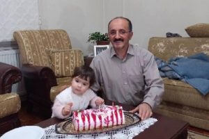 İki kardeş bir saat arayla kalp krizinden hayatını kaybetti