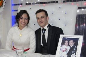Helikopterdeki asker ailesinin acılı bekleyişi