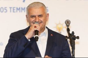 Başbakan Yıldırım'ın y&uuml;z&uuml;ğ&uuml;n&uuml;n sırrı ortaya &ccedil;ıktı