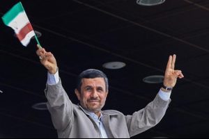 Ahmedinejad geri mi d&ouml;n&uuml;yor?