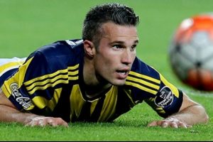İngiliz basınından Van Persie i&ccedil;in flaş iddia!
