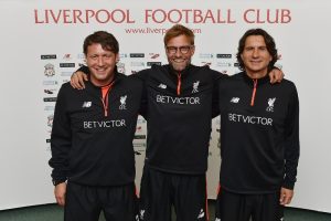 J&uuml;rgen Klopp'tan s&uuml;priz imza