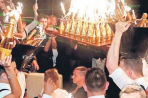 Milli takımda skandal! 500 şişe şampanya a&ccedil;tılar!