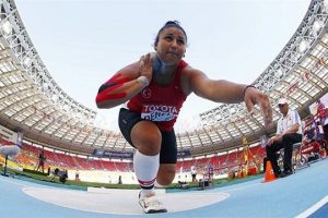 Milli sporcu Emel Dereli, Kadınlar Gülle Atma'da bronz madalya kazandı