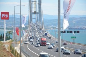 Osmangazi K&ouml;pr&uuml;s&uuml;'nde 'd&ouml;n&uuml;ş' yoğunluğu