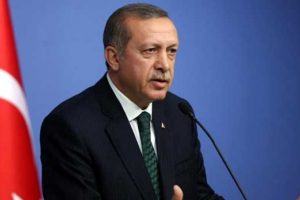 Erdoğan'dan, altın madalya kazanan milli atlete tebrik