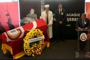 Turgay Şeren son yolculuğuna uğurlandı