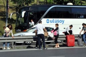 Bayram d&ouml;n&uuml;ş&uuml; trafik &ccedil;ilesi