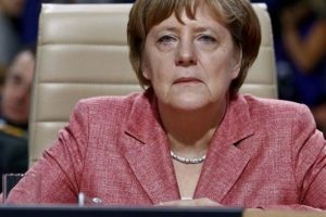 Merkel'den İncirlik a&ccedil;ıklaması