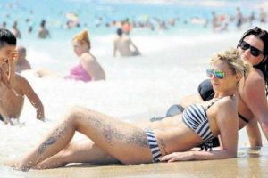 Tatilcilerden geriye 200 ton &ccedil;&ouml;p kaldı