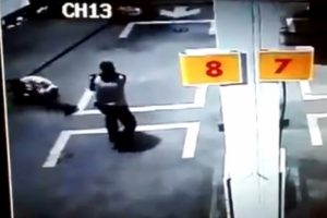 Sivil polis soyguncuları b&ouml;yle vurdu