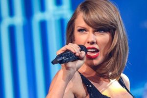 Cinsel organını g&ouml;sterince tutuklandı, soluğu Taylor Swift'in evinde aldı!