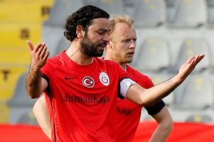 Sel&ccedil;uk İnan: "Ben kaptanım susayım mı?"
