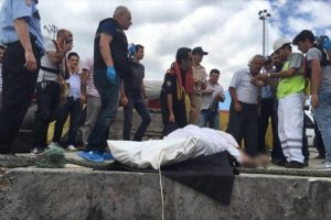 Tekne faciasında kaybolanlar aranırken başkasının cesedi bulundu