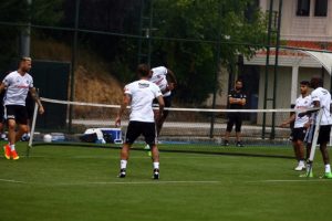 İsmail'e Fenerbah&ccedil;e kancası, idmana &ccedil;ıkmadı