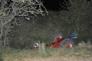 Kastamonu'da trakt&ouml;r devrildi: 1 &ouml;l&uuml;