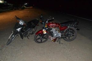 Bursa'da iki motosiklet &ccedil;arpıştı: 3 yaralı