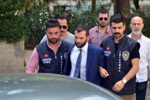 Onur &Ouml;zbizerdik'in cezası belli oldu