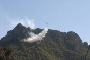 Bursa'da helikopterli orman yangını tatbikatı ger&ccedil;eğini aratmadı