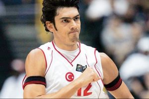 Kerem G&ouml;nl&uuml;m Sakarya ile s&ouml;zleşme imzaladı