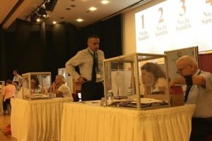 Ege &Uuml;niversitesi'nde rekt&ouml;rl&uuml;k se&ccedil;imi yapıldı