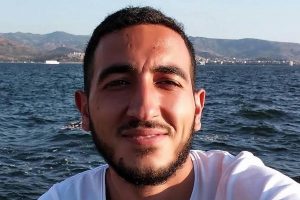 9 g&uuml;nd&uuml;r kayıp olan gen&ccedil;, otomobilinde &ouml;l&uuml; bulundu