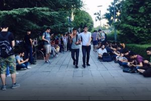 Başkent'in g&ouml;beğinde Pokemon arıyorlar