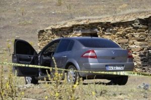 9 g&uuml;nd&uuml;r kayıp olan gen&ccedil;, otomobilinde &ouml;l&uuml; bulundu