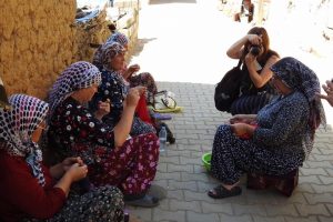 Japonlar'dan Bursa'da iğne oyasına b&uuml;y&uuml;k ilgi